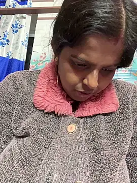 Snapshot of Beauty-queen chatting on February 13, 2026, 1:07 pm Beauty-queen online show from February 13, 2026, 1:07 pm