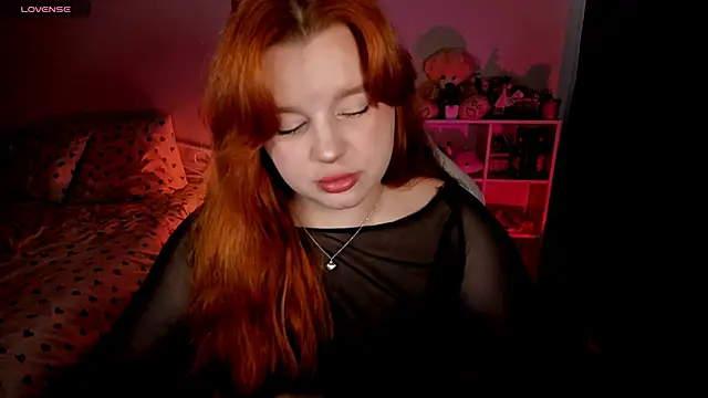  Lisa x online show from October 12, 2025, 12:26 pm