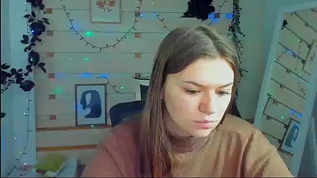 Snapshot of Josephine_Kiss chatting on April 19, 2026, 6:35 am Josephine Kiss online show from April 19, 2026, 6:35 am