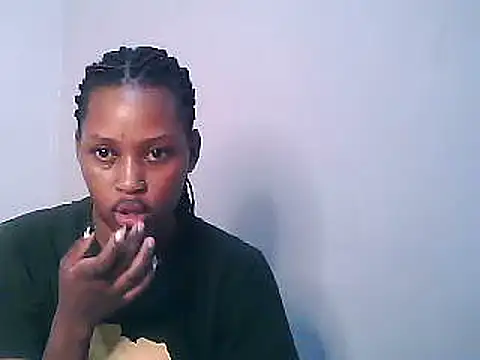 Snapshot of Sweet_Vinkah chatting on February 19, 2025, 7:05 pm Sweet Vinkah online show from February 19, 2025, 7:05 pm