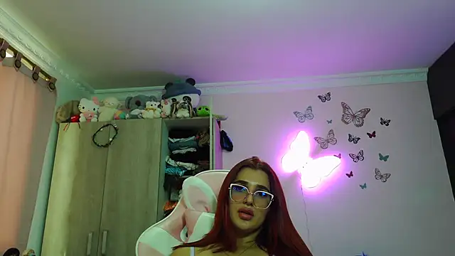 caroline jonson online show from July 19, 2026, 3:49 pm