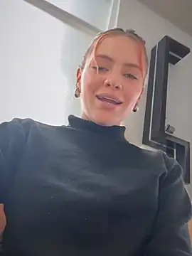 Lorraine Leon online show from December 17, 2024, 4:43 pm