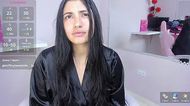 Snapshot of Danna_777_ chatting on December 20, 2024, 8:49 am Danna 777 online show from December 20, 2024, 8:49 am