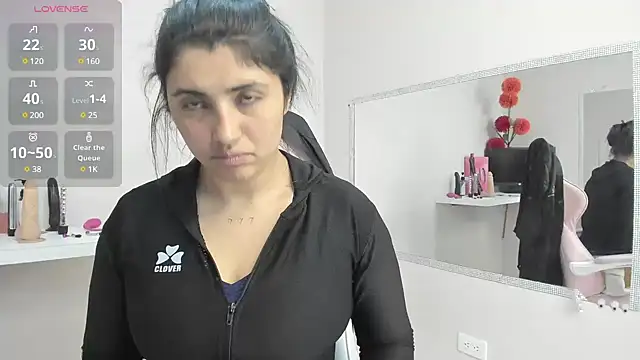 Snapshot of Danna_777_ chatting on February 15, 2025, 9:59 pm Danna 777 online show from February 15, 2025, 9:59 pm