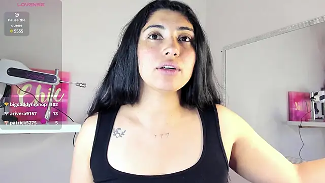 Snapshot of Danna_777_ chatting on March 16, 2025, 8:10 am Danna 777 online show from March 16, 2025, 8:10 am