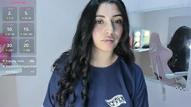 Snapshot of Danna_777_ chatting on March 22, 2025, 11:31 pm Danna 777 online show from March 22, 2025, 11:31 pm