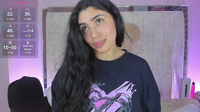 Snapshot of Danna_777_ chatting on November 26, 2025, 9:32 am Danna 777 online show from November 26, 2025, 9:32 am