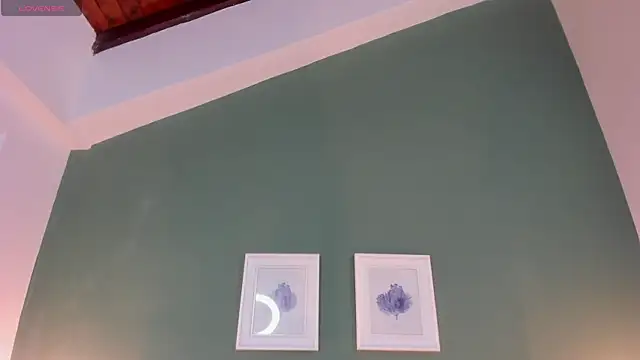  anavictoria  online show from January 7, 2026, 6:10 pm