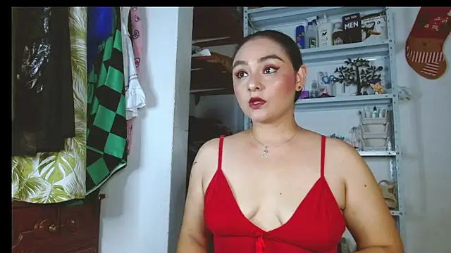 Snapshot of Kaory_32 chatting on January 10, 2026, 9:05 pm Kaory 32 online show from January 10, 2026, 9:05 pm