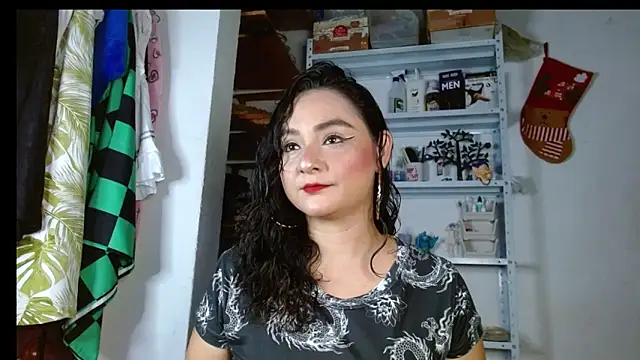 Snapshot of Kaory_32 chatting on January 14, 2026, 9:09 pm Kaory 32 online show from January 14, 2026, 9:09 pm