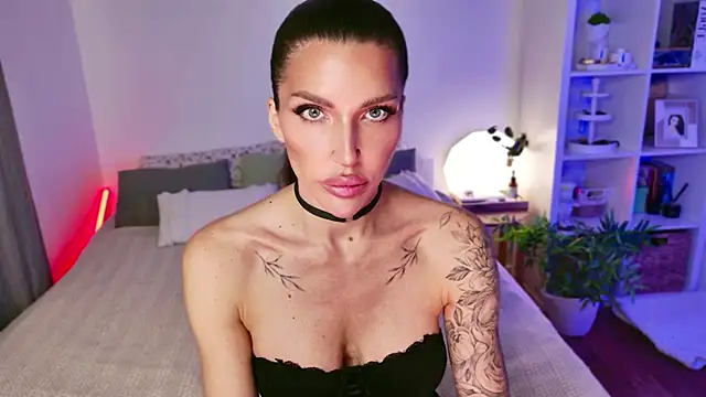 Snapshot of Sasha_Miro chatting on May 21, 2026, 3:24 am Sasha Miro online show from May 21, 2026, 3:24 am