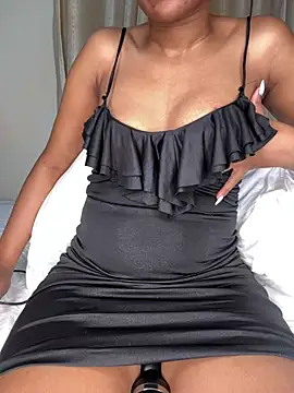 Snapshot of Ravishing_Rubi chatting on June 14, 2026, 12:30 am Ravishing Rubi online show from June 14, 2026, 12:30 am