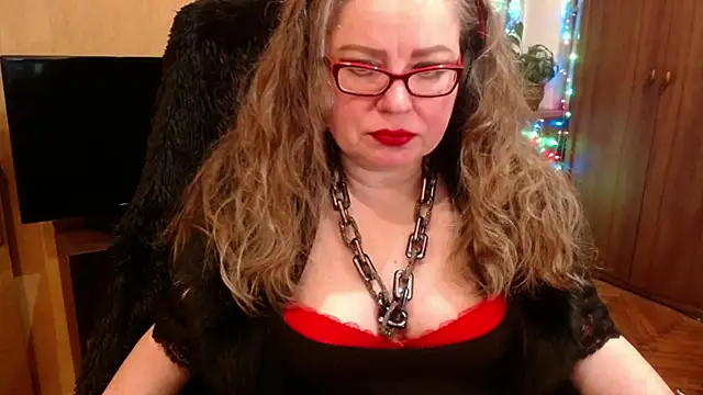 Miss Tress online show from December 1, 2024, 5:13 pm