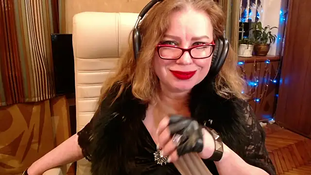 Miss Tress online show from December 20, 2025, 9:44 pm