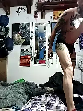 Karinatvdec online show from December 30, 2024, 12:22 am