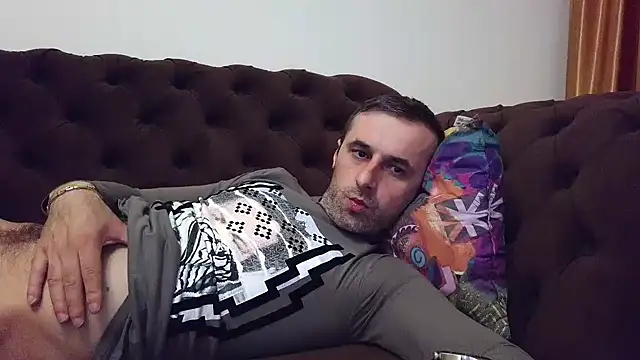 Snapshot of stevenpit chatting on February 25, 2025, 5:15 pm stevenpit online show from February 25, 2025, 5:15 pm