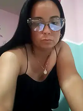 Snapshot of Pedro-Caro chatting on November 10, 2025, 8:30 pm Pedro-Caro online show from November 10, 2025, 8:30 pm