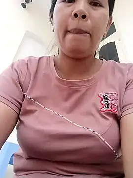 Lanyingxin18 online show from December 22, 2024, 8:49 am