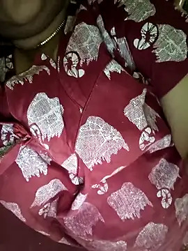 cuteyqueen online show from March 10, 2025, 11:53 am