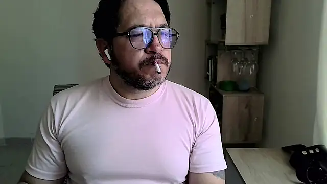 OsoMaduro12 online show from February 11, 2026, 2:22 pm