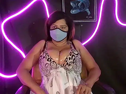 Snapshot of Addy_Xl chatting on February 12, 2025, 8:40 pm Addy Xl online show from February 12, 2025, 8:40 pm