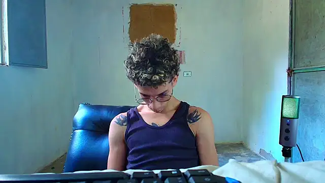 Snapshot of mateodeamjo chatting on February 13, 2026, 2:13 pm mateodeamjo online show from February 13, 2026, 2:13 pm