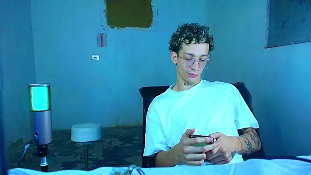 Snapshot of mateodeamjo chatting on February 28, 2026, 6:58 am mateodeamjo online show from February 28, 2026, 6:58 am