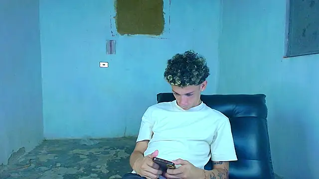 mateodeamjo online show from March 17, 2026, 1:10 am