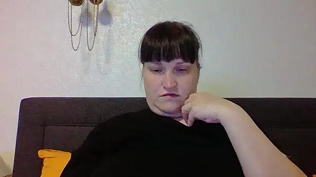  squirty cum lady  online show from March 15, 2026, 9:10 pm
