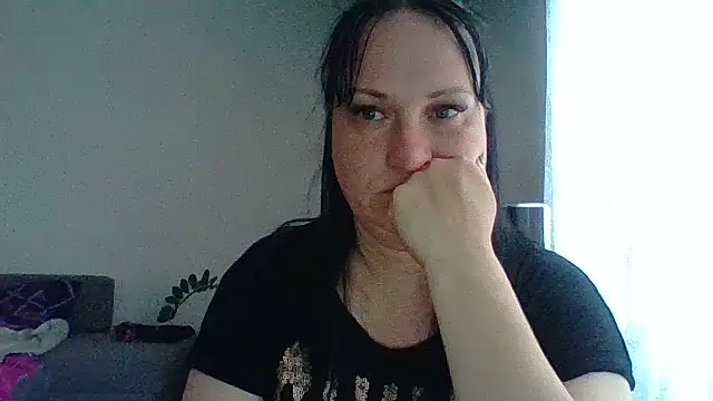  squirty cum lady  online show from July 24, 2026, 5:38 am