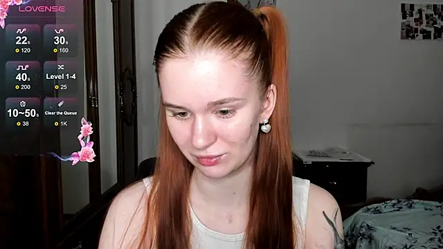 EmilySoul online show from February 21, 2025, 8:38 pm