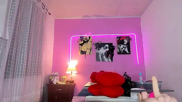 Snapshot of Niki_Fox111 chatting on February 1, 2025, 1:09 pm Niki Fox111 online show from February 1, 2025, 1:09 pm