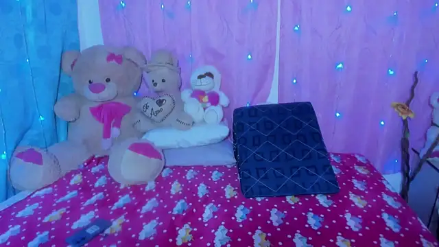 Dana Jeins online show from December 4, 2025, 1:09 pm