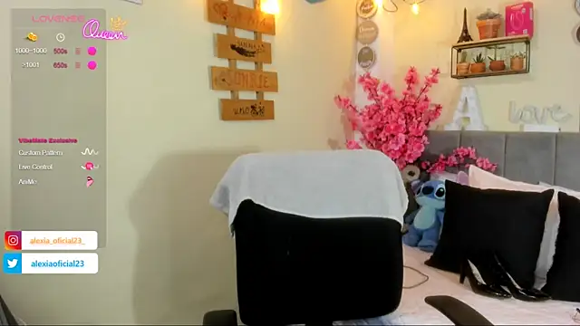 Snapshot of Alexia_Sweet_x chatting on June 21, 2026, 11:24 am Alexia Sweet x online show from June 21, 2026, 11:24 am