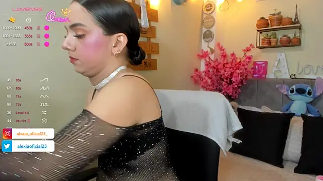 Snapshot of Alexia_Sweet_x chatting on July 16, 2026, 10:21 am Alexia Sweet x online show from July 16, 2026, 10:21 am