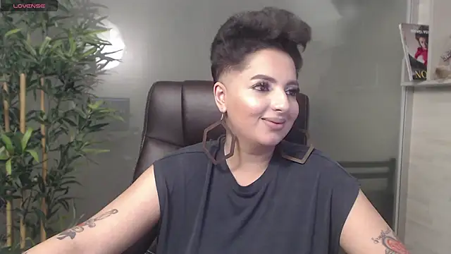 BustyAllyy online show from January 11, 2025, 12:44 am