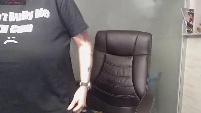 BustyAllyy online show from January 17, 2025, 12:10 am