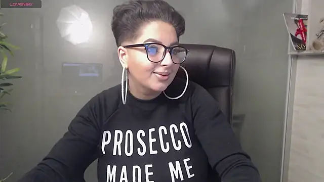 BustyAllyy online show from January 23, 2025, 10:01 pm