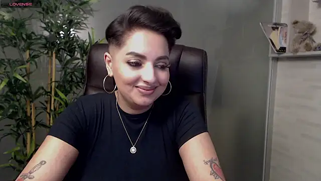 BustyAllyy online show from February 28, 2025, 1:58 am