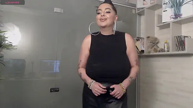 BustyAllyy online show from March 2, 2025, 8:18 pm