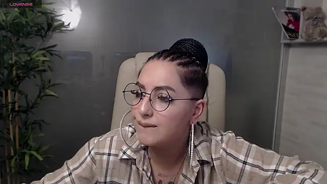 BustyAllyy online show from March 6, 2025, 9:09 pm