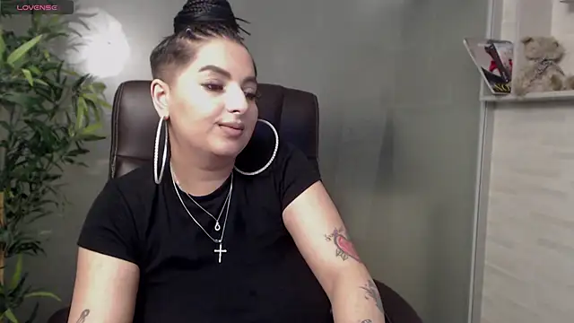 BustyAllyy online show from March 11, 2025, 1:26 am