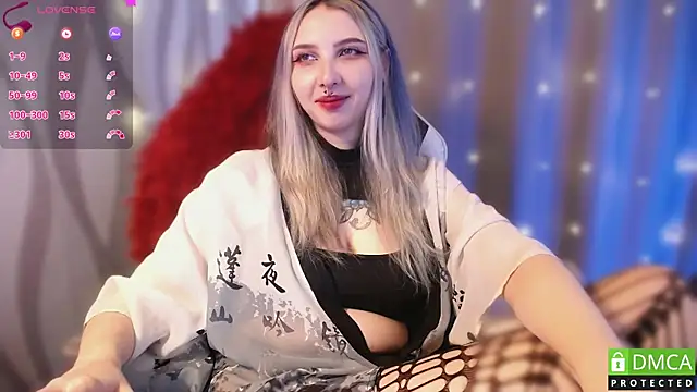 JustMeowGirl online show from February 28, 2025, 5:48 am