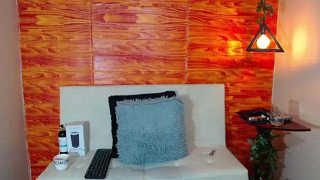 Bastiaan 28 online show from March 12, 2025, 5:57 am