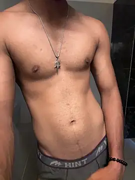 Snapshot of freecallboi chatting on May 4, 2026, 2:29 am freecallboi online show from May 4, 2026, 2:29 am