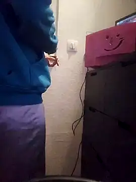 Snapshot of 0815lukas2024 chatting on December 4, 2024, 1:03 am 0815lukas2024 online show from December 4, 2024, 1:03 am