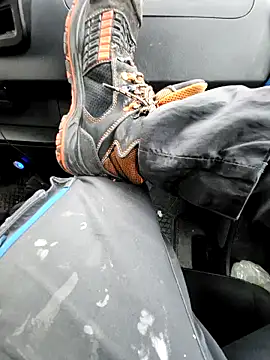 Snapshot of 0815lukas2024 chatting on December 4, 2024, 8:45 am 0815lukas2024 online show from December 4, 2024, 8:45 am