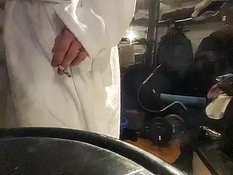 Snapshot of 0815lukas2024 chatting on December 22, 2024, 3:55 am 0815lukas2024 online show from December 22, 2024, 3:55 am