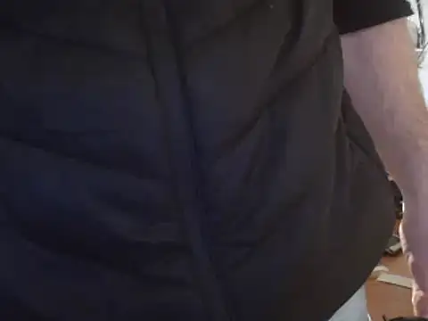 Snapshot of 0815lukas2024 chatting on February 24, 2025, 12:20 am 0815lukas2024 online show from February 24, 2025, 12:20 am