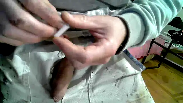 Snapshot of 0815lukas2024 chatting on October 6, 2025, 5:10 pm 0815lukas2024 online show from October 6, 2025, 5:10 pm